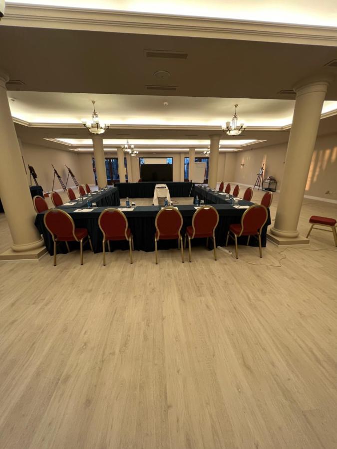 Palacio Miraflores Miraflores de la Sierra Εξωτερικό φωτογραφία